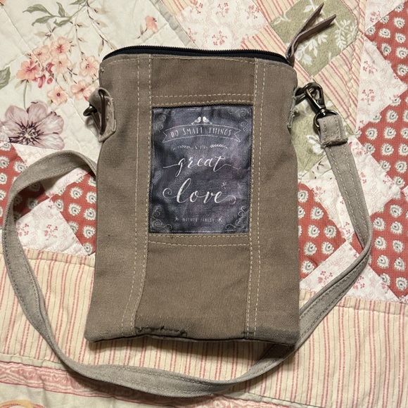 Great Love Olive Crossbody Bag - Picture 2 of 14